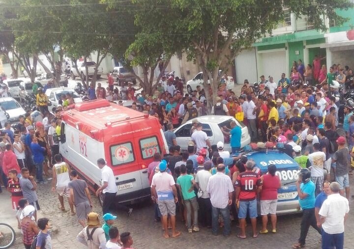 Apontado como líder do trafico em Itapetinga é morto dentro de carro - Mídia Bahia