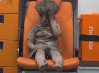 menino do atentado na siria