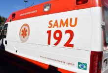Ambulância do Serviço de Atendimento Móvel de Urgência (SAMU), socorrendo paciente