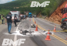 moto pegou fogo após bater com carreta