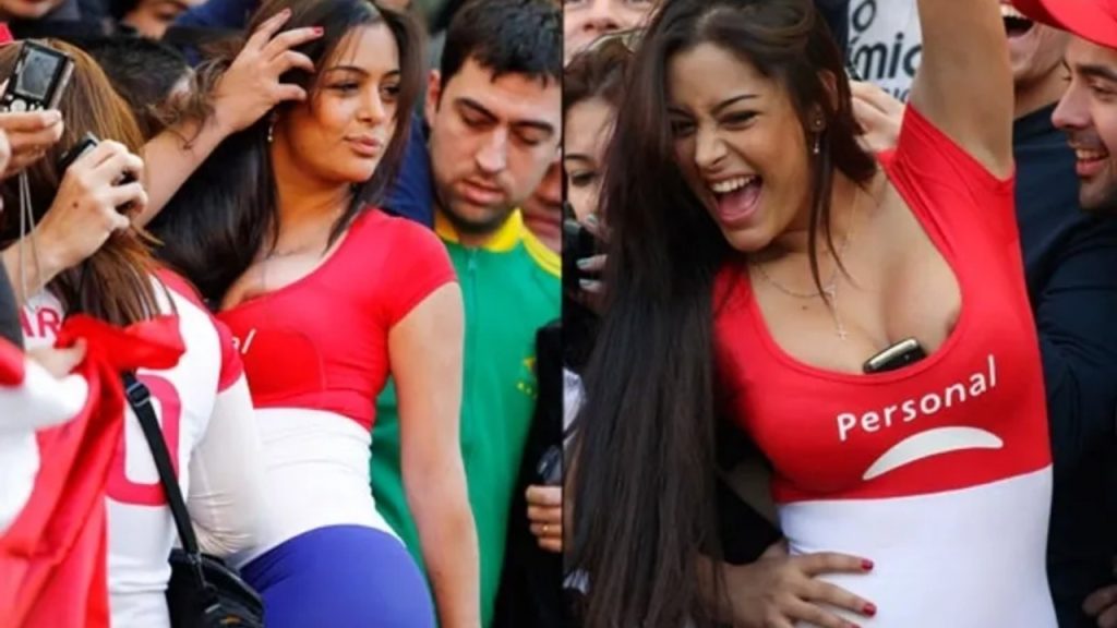 Larissa Riquelme no estádio da copa 2010